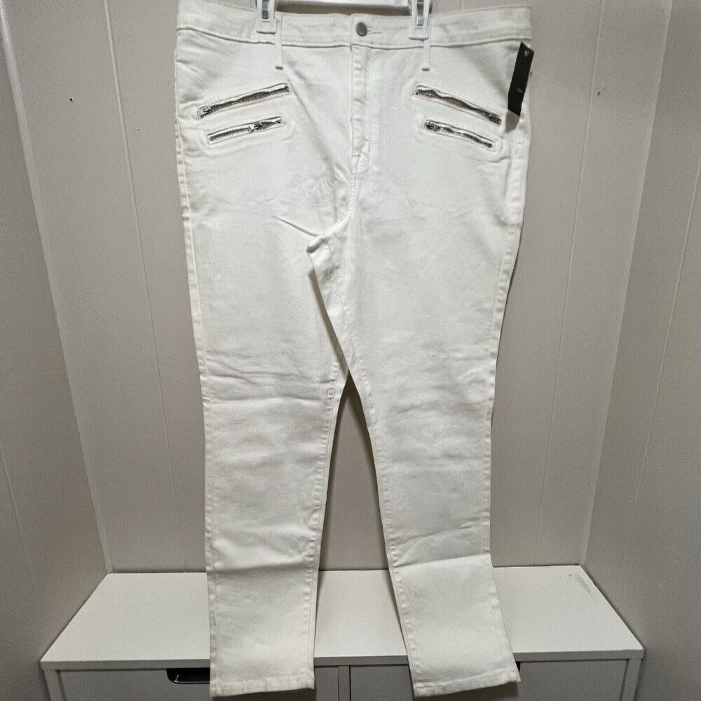 Mossimo Jeans Size 18/34 Womens High Rise Skinny Plus Size White Denim Zipper
